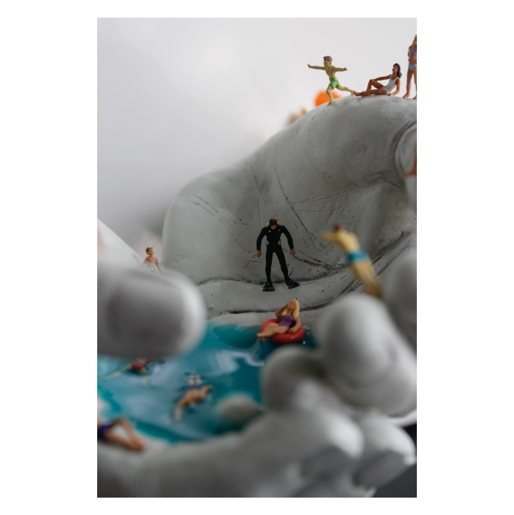 Hand pool