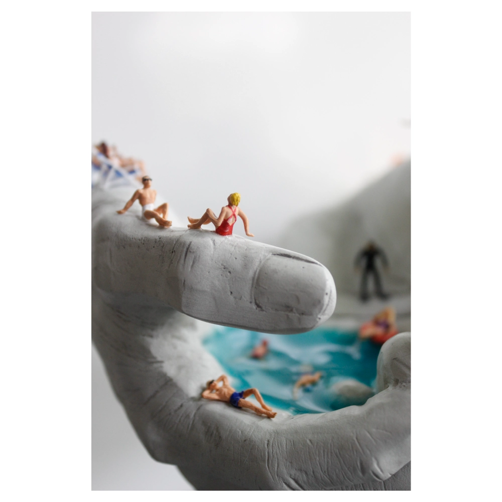 Hand pool